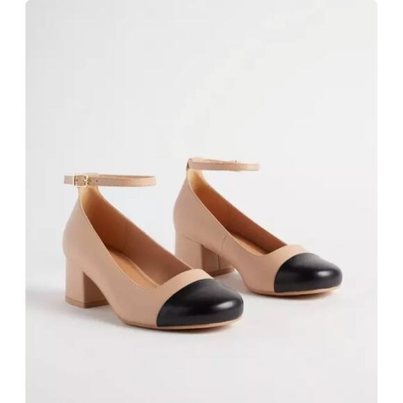 Torrid Block Heel Ankle Strap Pumps Black Cap Toe Beige Shoes size 8WW - Picture 1 of 6